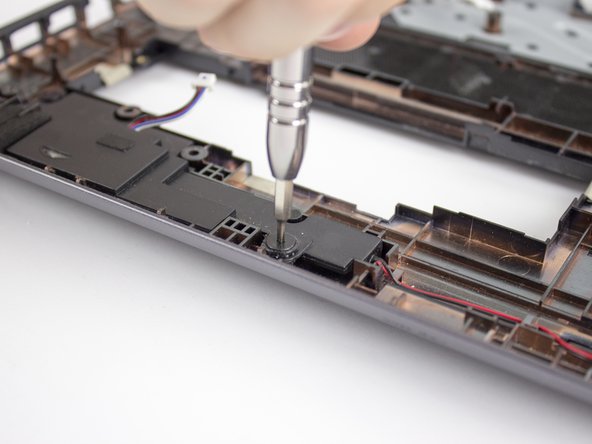 Dell Inspiron 17R-5737 Speaker Replacement, Speaker: crwdns2935265:014crwdnd2935265:02crwdnd2935265:03crwdne2935265:0