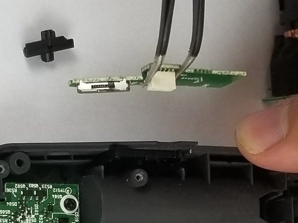 Zoom H6 Handy Recorder Power Switch Replacement: crwdns2935265:013crwdnd2935265:02crwdnd2935265:03crwdne2935265:0