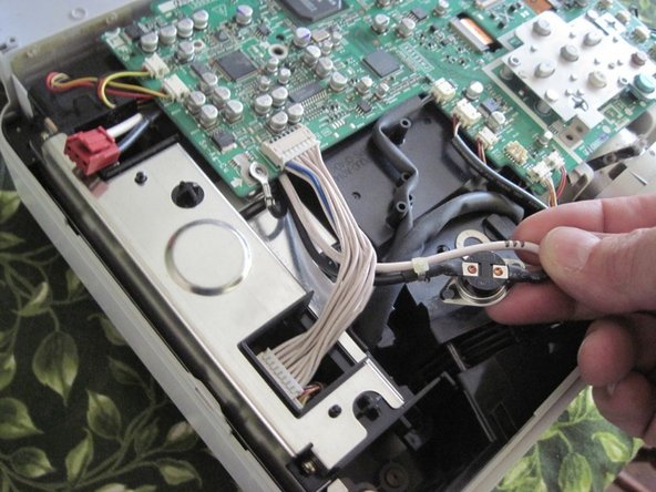 Sharp PG-A10X Thermal Fuse Replacement, Remove the thermal fuse (2): crwdns2935265:09crwdnd2935265:02crwdnd2935265:03crwdne2935265:0