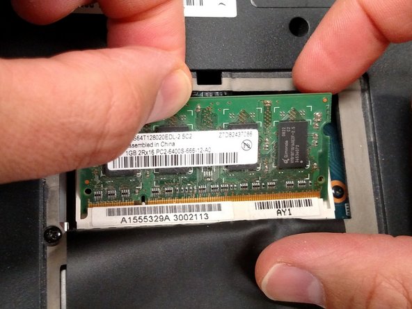 Sony Vaio VGN-SR140E RAM Replacement: crwdns2935265:07crwdnd2935265:03crwdnd2935265:03crwdne2935265:0