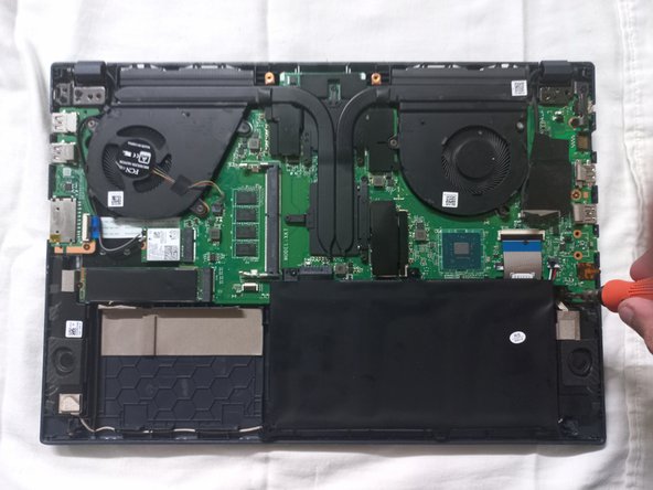 ASUS X571GT Battery Replacement: crwdns2935265:04crwdnd2935265:03crwdnd2935265:03crwdne2935265:0