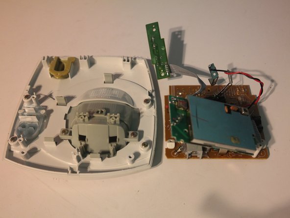 GE 27990G3 Cordless Phone Teardown: crwdns2935265:019crwdnd2935265:03crwdnd2935265:03crwdne2935265:0