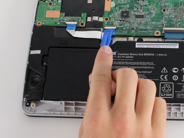 ASUS Chromebook C200MA DS01 USB Board Replacement, USB Board: crwdns2935265:05crwdnd2935265:02crwdnd2935265:03crwdne2935265:0