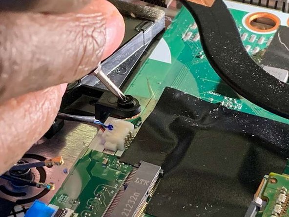 Lenovo IdeaPad 3-1481W000NGUS Fan Replacement: crwdns2935265:08crwdnd2935265:02crwdnd2935265:02crwdne2935265:0