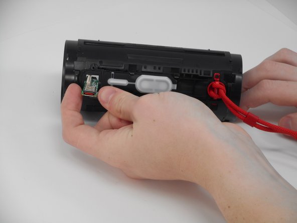 JBL Flip 6 Motherboard Replacement: crwdns2935265:014crwdnd2935265:03crwdnd2935265:03crwdne2935265:0