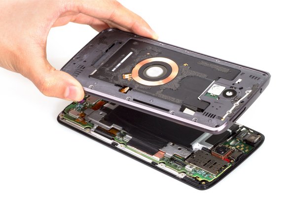 Motorola Moto X Force Teardown: crwdns2935265:05crwdnd2935265:03crwdnd2935265:03crwdne2935265:0