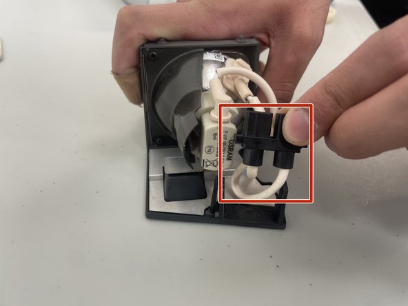 Optoma HD72 Projection Lamp Replacement: crwdns2935265:03crwdnd2935265:02crwdnd2935265:02crwdne2935265:0
