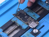iPhone 13 Pro Motherboard Separation