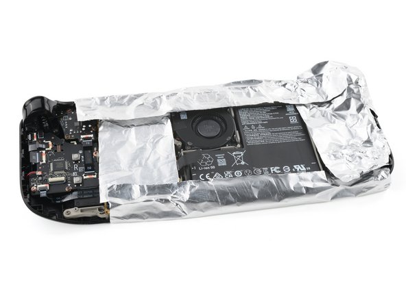 Steam Deck OLED Battery Replacement, Protect the frame: crwdns2935265:020crwdnd2935265:03crwdnd2935265:03crwdne2935265:0