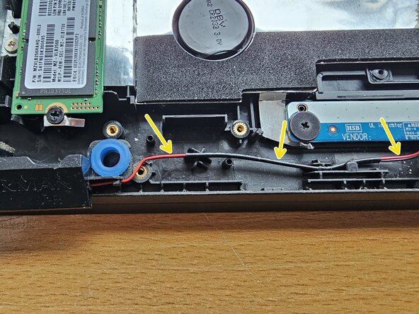 Lenovo Legion Y530-15ICH Upper Case with Keyboard Replacement, Remove the speaker: crwdns2935265:04crwdnd2935265:03crwdnd2935265:03crwdne2935265:0