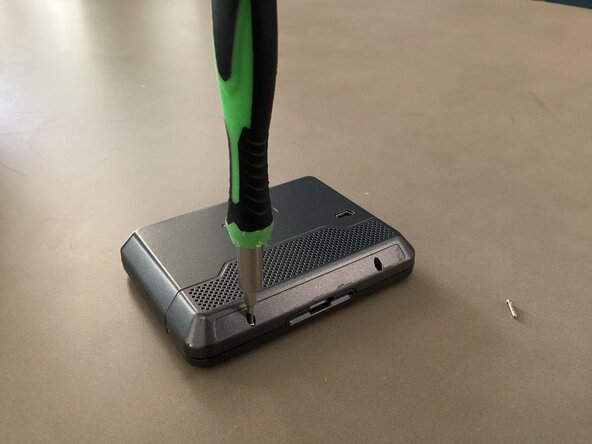 Garmin Nuvi 205 Teardown