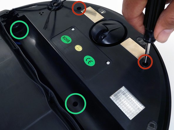 Closing bObsweep's cover after repair: crwdns2935265:06crwdnd2935265:02crwdnd2935265:03crwdne2935265:0