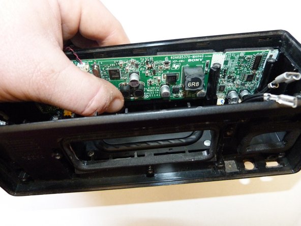 Sony SRS-X3 Motherboard Replacement: crwdns2935265:010crwdnd2935265:02crwdnd2935265:02crwdne2935265:0