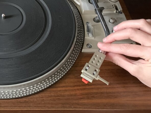 Pioneer PL-518 Turntable Needle Cartridge Replacement: crwdns2935265:05crwdnd2935265:03crwdnd2935265:03crwdne2935265:0