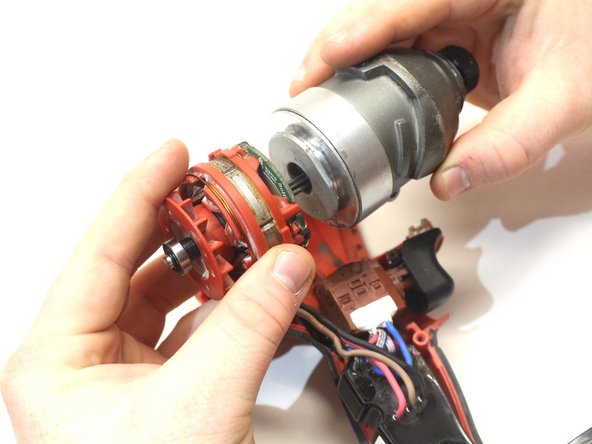 Milwaukee Hex Impact Driver 2750-20  Output Shaft Bearing Replacement: crwdns2935265:04crwdnd2935265:02crwdnd2935265:03crwdne2935265:0