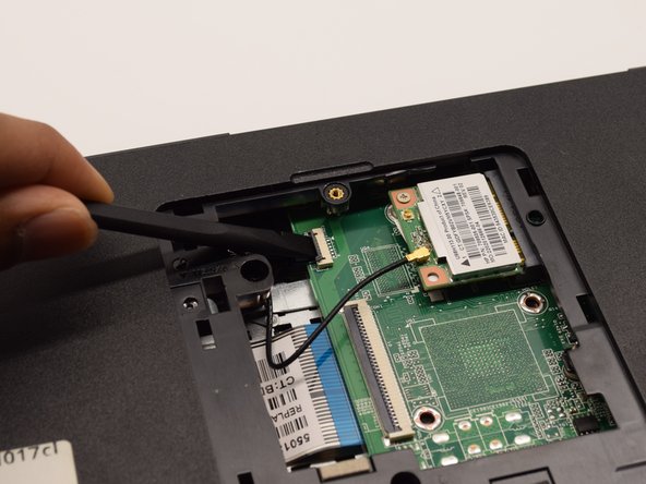 HP Pavilion 15-d017cl Cooling Fan Replacement: crwdns2935265:09crwdnd2935265:02crwdnd2935265:03crwdne2935265:0