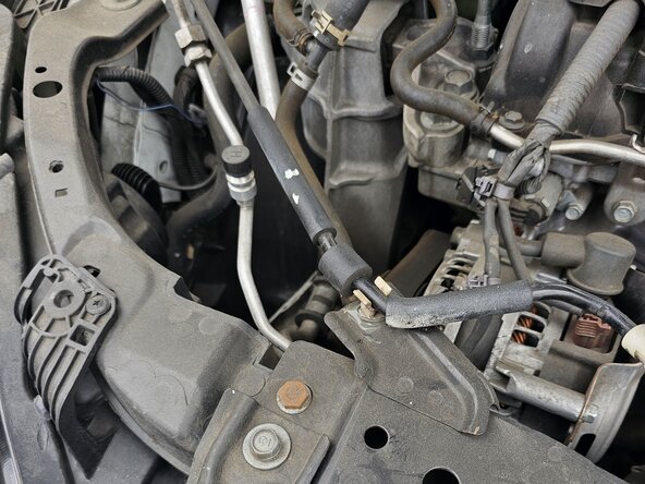 2016-2020 Honda Civic Battery Replacement: crwdns2935265:07crwdnd2935265:02crwdnd2935265:02crwdne2935265:0