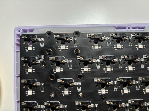 KBD67 Lite R4 Keyboard Keys Replacement, Put stabilizers back onto PCB: crwdns2935265:08crwdnd2935265:02crwdnd2935265:03crwdne2935265:0