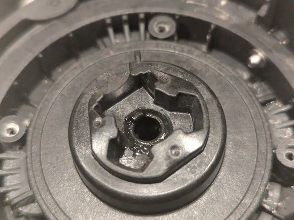 Nespresso Vertuo Evoluo Bearing Replacement, Steamer lid and steam tube: crwdns2935265:015crwdnd2935265:02crwdnd2935265:03crwdne2935265:0