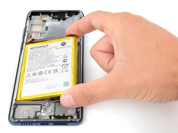 Motorola Edge 5G UW (2022) Screen Replacement, Remove the battery: crwdns2935265:048crwdnd2935265:02crwdnd2935265:02crwdne2935265:0