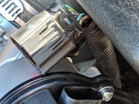 2012 Ford Fusion Throttle Body Replacement, Remove Throttle Body Plug: 5 단계, 이미지 3개 중 3개