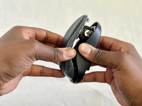 Logitech M185 Wireless Mouse Scroll Wheel Replacement: crwdns2935265:03crwdnd2935265:02crwdnd2935265:03crwdne2935265:0