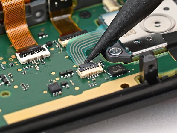 Joy-Con 2 (Left) Joystick Replacement, Disconnect the joystick: crwdns2935265:024crwdnd2935265:01crwdnd2935265:02crwdne2935265:0