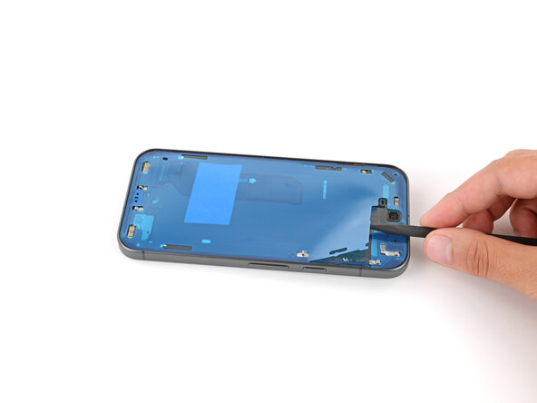 Google Pixel 10 Screen Replacement, Remove the larger liner: crwdns2935265:022crwdnd2935265:01crwdnd2935265:03crwdne2935265:0