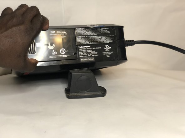 CyberPower UPS Battery Replacement: crwdns2935265:03crwdnd2935265:02crwdnd2935265:02crwdne2935265:0