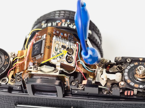 Pentax ME Super Light Meter Adjustment, Match indicated speed to actual speed: crwdns2935265:010crwdnd2935265:03crwdnd2935265:03crwdne2935265:0