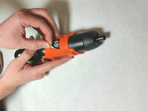 Black and Decker LI2000 Battery Replacement iFixit Repair Guide