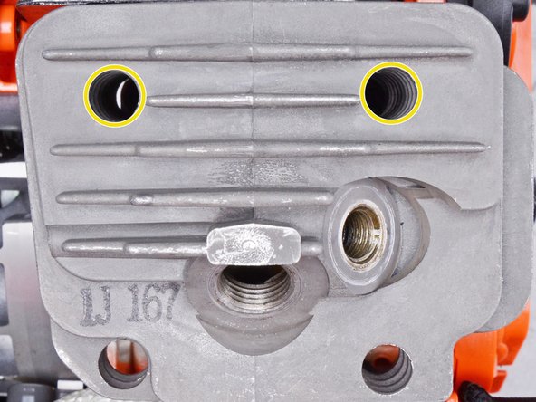 Echo Chain Saw CS4910 2020 Piston Assembly Replacement, Unfasten the cylinder head: crwdns2935265:036crwdnd2935265:02crwdnd2935265:02crwdne2935265:0