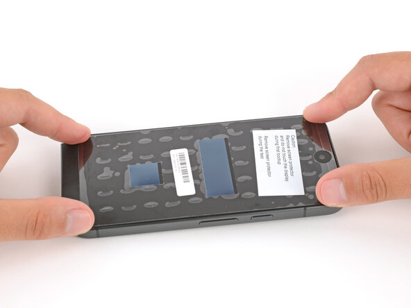 Google Pixel 10 Screen Replacement, Install the new screen: crwdns2935265:033crwdnd2935265:02crwdnd2935265:03crwdne2935265:0