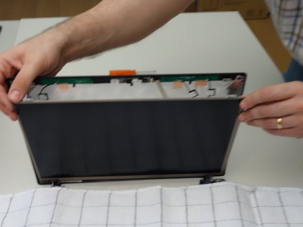 why! W650SZ LCD Screen Replacement, Remove the Screws Securing the LCD: crwdns2935265:05crwdnd2935265:03crwdnd2935265:03crwdne2935265:0