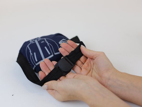 How to Change the Buckle of a Jacket Bag, Finished and ready!: crwdns2935265:05crwdnd2935265:02crwdnd2935265:03crwdne2935265:0