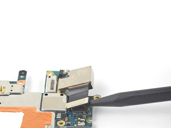 Google Pixel 3 Rear-Facing Camera Replacement, Remove the rear-facing camera: step 35, image 2 of 3