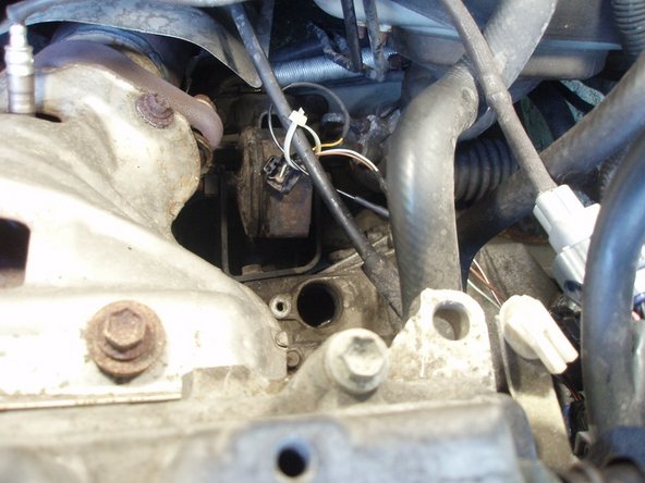 2003 Toyota Matrix transmission speed sensor Replacement, remove sensor: crwdns2935265:03crwdnd2935265:02crwdnd2935265:03crwdne2935265:0