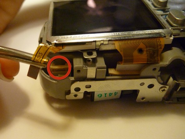 Olympus D590 LCD Screen Replacement: paso 0, imagen 1 de 1