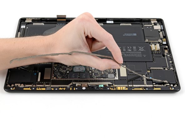 Microsoft Surface Pro X Front Camera Replacement, Remove the foam adhesive: étape 34, image 3 de 3