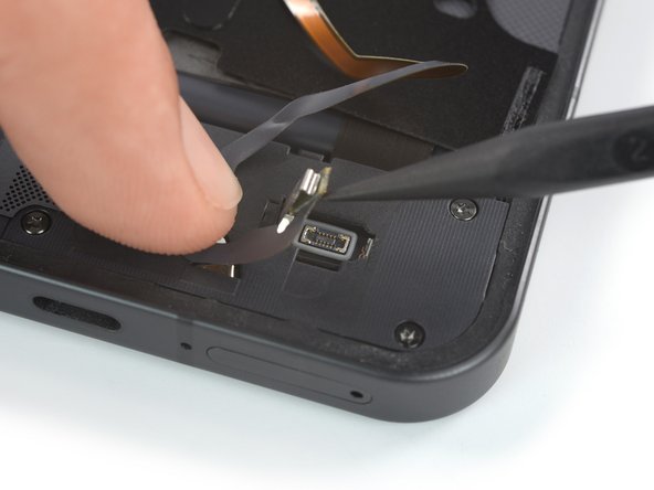 Nothing Phone (1) Screen Replacement, Disconnect the LED cable: crwdns2935265:016crwdnd2935265:02crwdnd2935265:02crwdne2935265:0