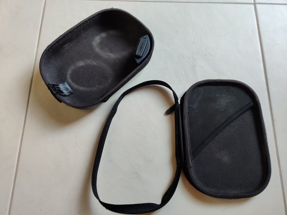 Bose QuietComfort 35 Case Zipper Replacement: crwdns2935265:013crwdnd2935265:02crwdnd2935265:02crwdne2935265:0