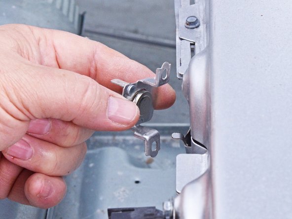 Whirlpool WED87HED Dryer Heating Element Testing and Replacement, Remove the thermal cutoff switch: crwdns2935265:053crwdnd2935265:02crwdnd2935265:02crwdne2935265:0