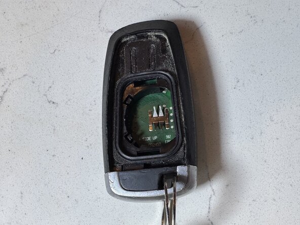 2019 Ford Fusion Key Fob Battery Replacement: step 2, image 3 of 3