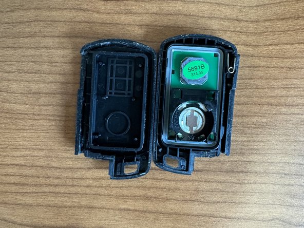 2020 Toyota Sienna Key Fob Battery Replacement: crwdns2935265:03crwdnd2935265:03crwdnd2935265:03crwdne2935265:0