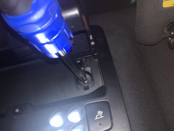 2013 Lexus IS250 Front Dome Light Replacement: crwdns2935265:03crwdnd2935265:03crwdnd2935265:03crwdne2935265:0