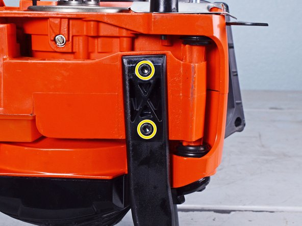 Echo Chain Saw CS4910 2020 Piston Assembly Replacement, Unfasten the handle: crwdns2935265:019crwdnd2935265:02crwdnd2935265:02crwdne2935265:0