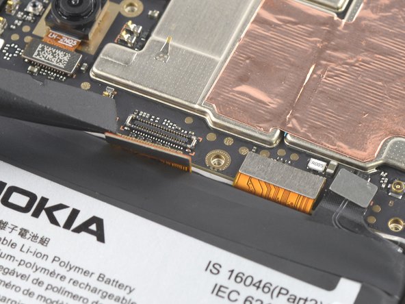 Nokia G42 5G Screen Assembly Replacement, Disconnect the display cable: crwdns2935265:026crwdnd2935265:02crwdnd2935265:02crwdne2935265:0