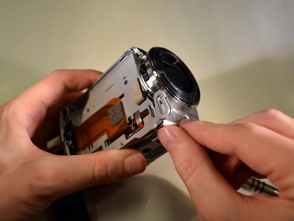 Sony Handycam DCR-SR68 SD Card Slot Replacement: crwdns2935265:08crwdnd2935265:02crwdnd2935265:02crwdne2935265:0