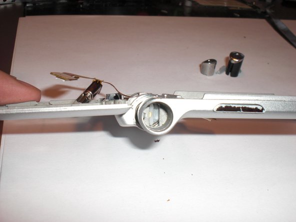 Motorola Krzr K1m Flex Cable Replacement: crwdns2935265:010crwdnd2935265:02crwdnd2935265:02crwdne2935265:0