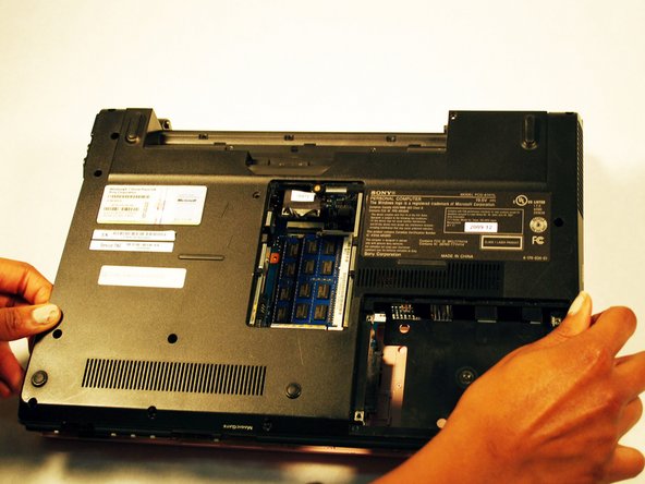 Sony Vaio VPCW21FX Keyboard Replacement: crwdns2935265:09crwdnd2935265:03crwdnd2935265:03crwdne2935265:0